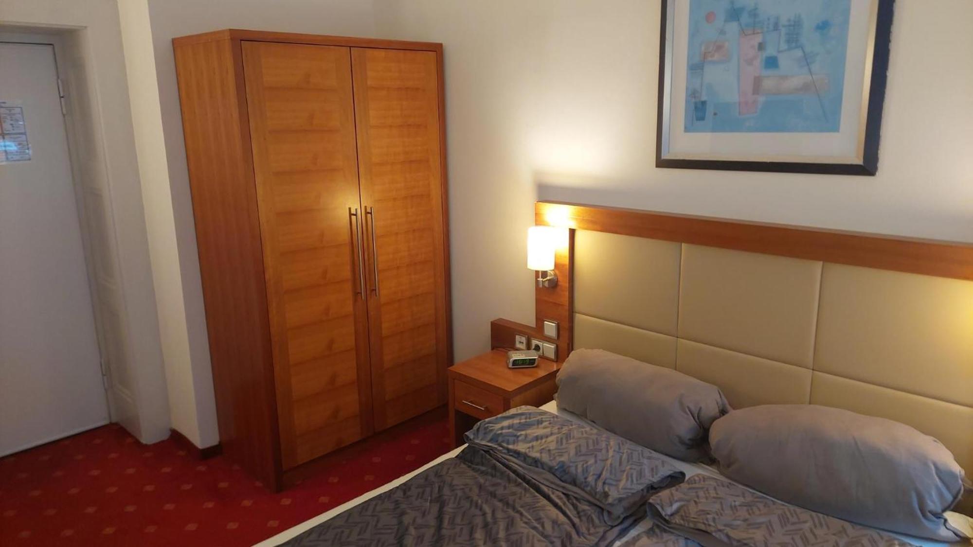 Die Villa, Zimmer 17, Dz 레버쿠젠 외부 사진