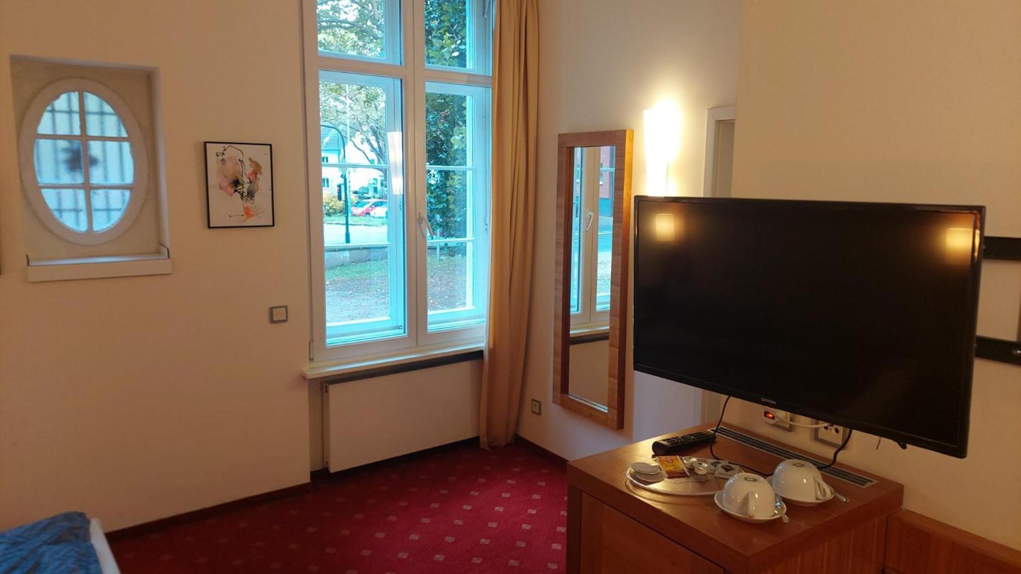 Die Villa, Zimmer 17, Dz 레버쿠젠 외부 사진